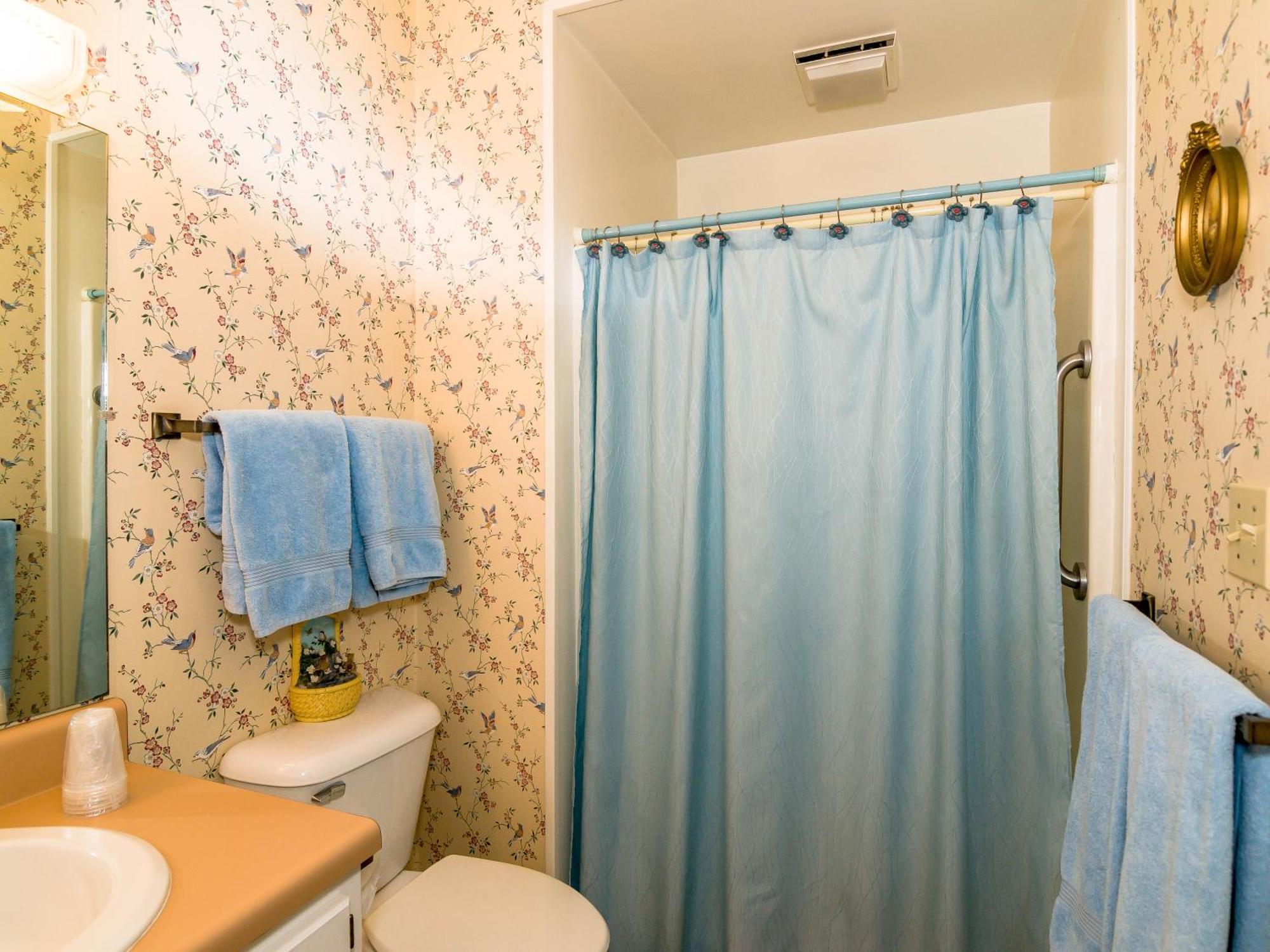 Bed and Breakfast Holly House Of Hamilton Номер фото