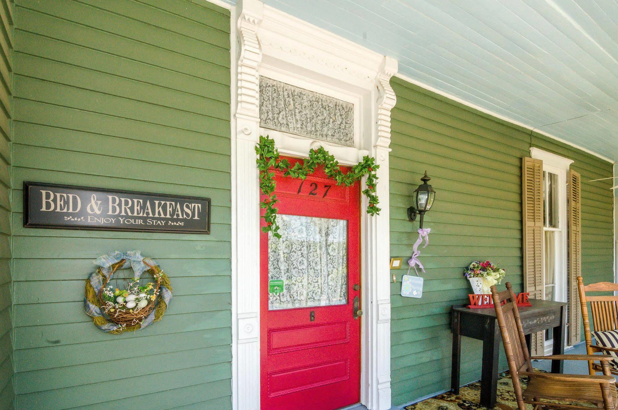 Bed and Breakfast Holly House Of Hamilton Экстерьер фото